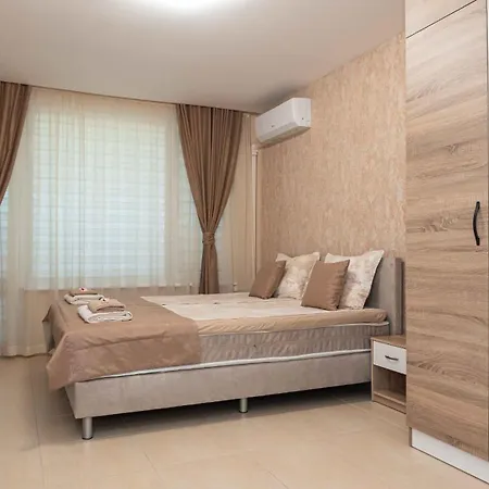 Lazur Delight Apartment Burgas City