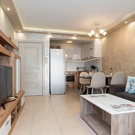 Lazur Delight Apartment Burgas City